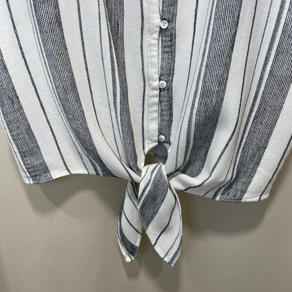 Cloth & Stone (Anthropologie) Waist Tie Blouse - White/Black, M - Picture 7 of 7